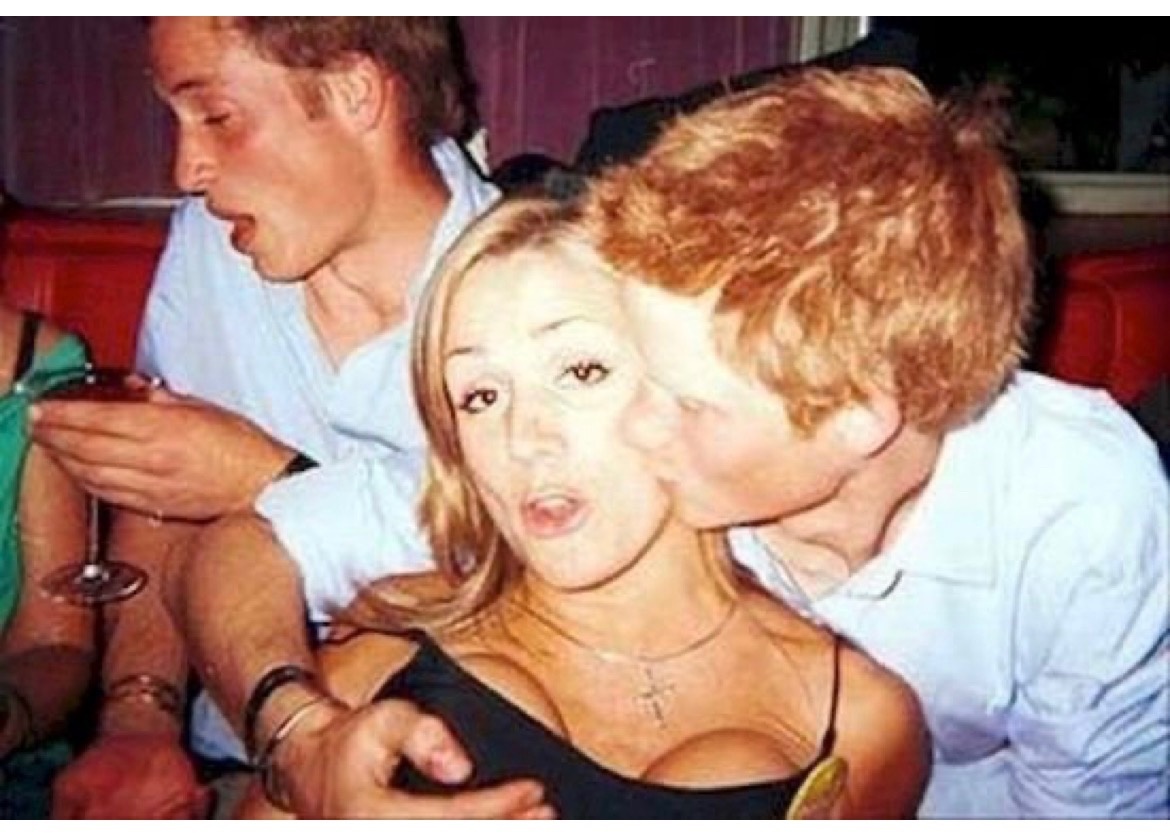 Suzy W 🖤 on Twitter "natnewscot21 I_amMukhtar Is this appropriate