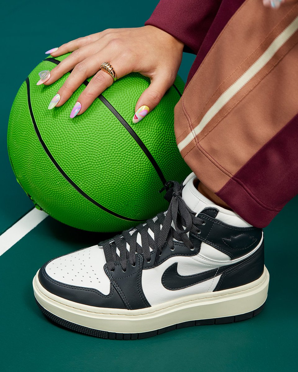New Nordstrom x @nike drops celebrate the queens of every court. No matter how you change the game, whether it's sports or sneakers, do it in style. Shop now: bit.ly/3UtgiRS