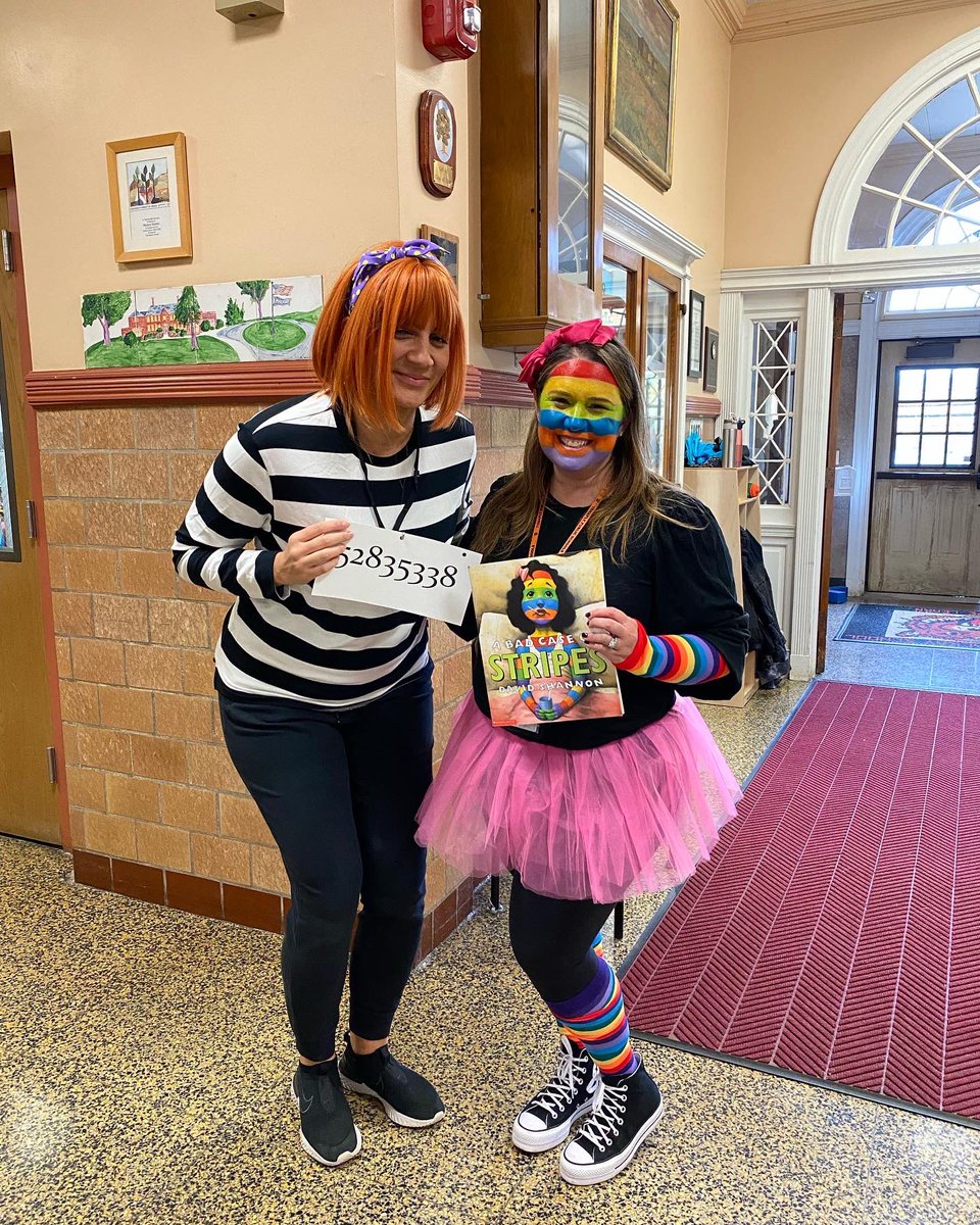 PrincipalMackay's tweet photo. Mackay Staff had another amazing Halloween “in the books!” Can you “read” our excitement?  #beststaffever #we🧡reading! @tenaflyschools https://t.co/sjY2biv4fm