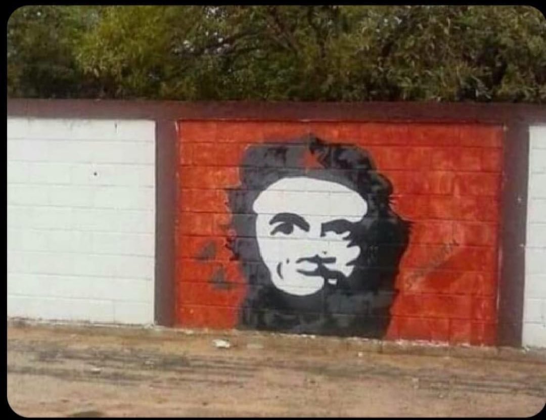 Eñesto ñe guevara