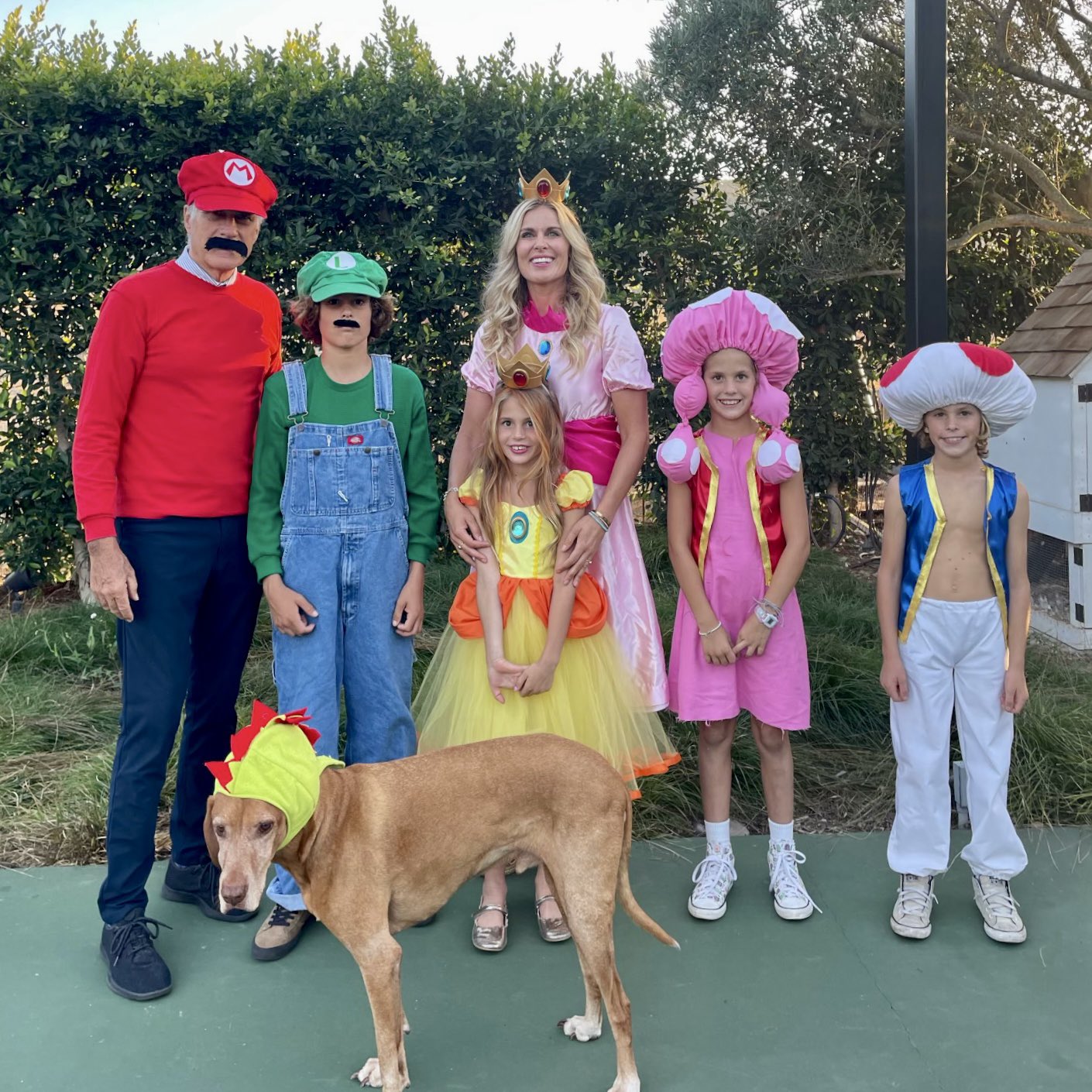 Mitt Romney on Twitter "It’s ame, Mario! Enjoyed dressing up with