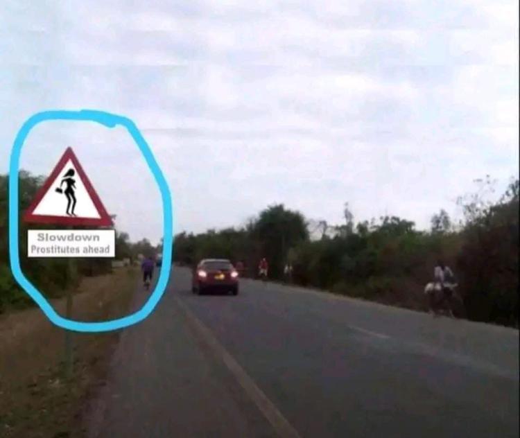 We need this sign post at nakasero parliament avenue road plz🙏 😟we don't want to course accidents 😔🙏 let's save lives 🌝😂