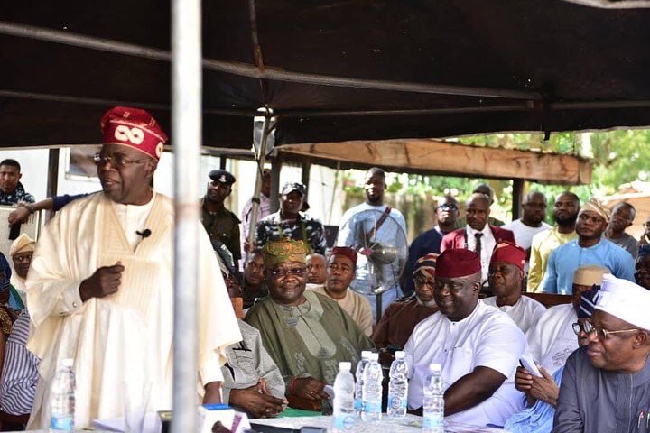 LuckyAiyedatiwa's tweet photo. On behalf of the Governor of Ondo State, Arakunrin Oluwarotimi Akeredolu, SAN, CON; I received our Leader and Presidential Candidate of the APC, Asiwaju Bola Ahmed Tinubu who visited our State so as to meet with the Afenifere Leader, Pa Reuben Fasoranti yesterday at Akure. https://t.co/DEq1OO72no