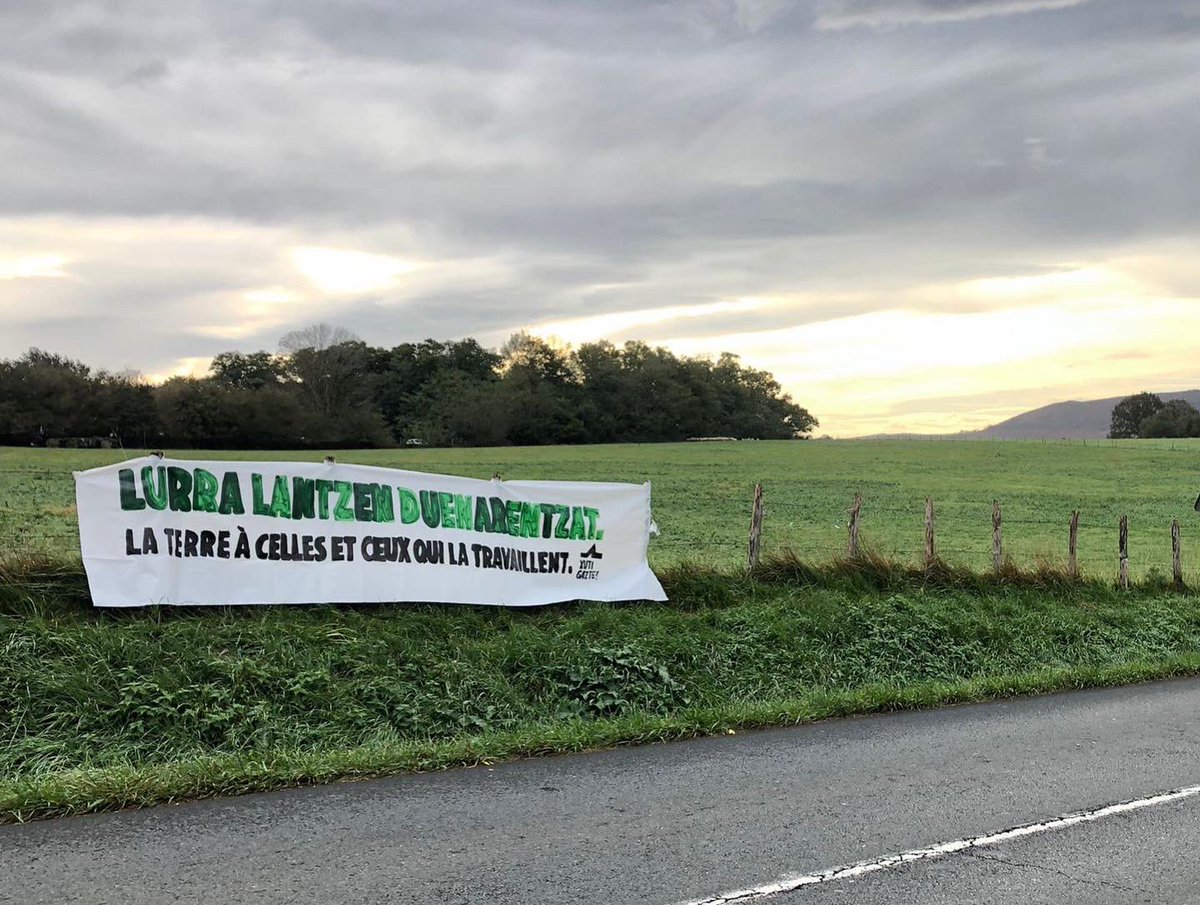🎯 Gure lurrak eta gure bizitzak suntsitzen dituzten enpresak salatu ditugu.

Burger King, Enedis, Dassault Aviation, Bouygues… utzi amalurra kutsatzeari!

Nous dénonceons les entreprises qui polluent notre planète.