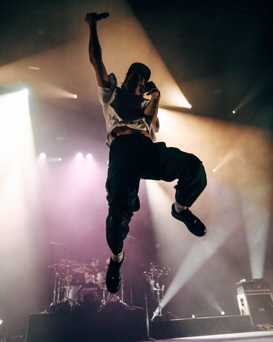 tuning in to tlc 🤘