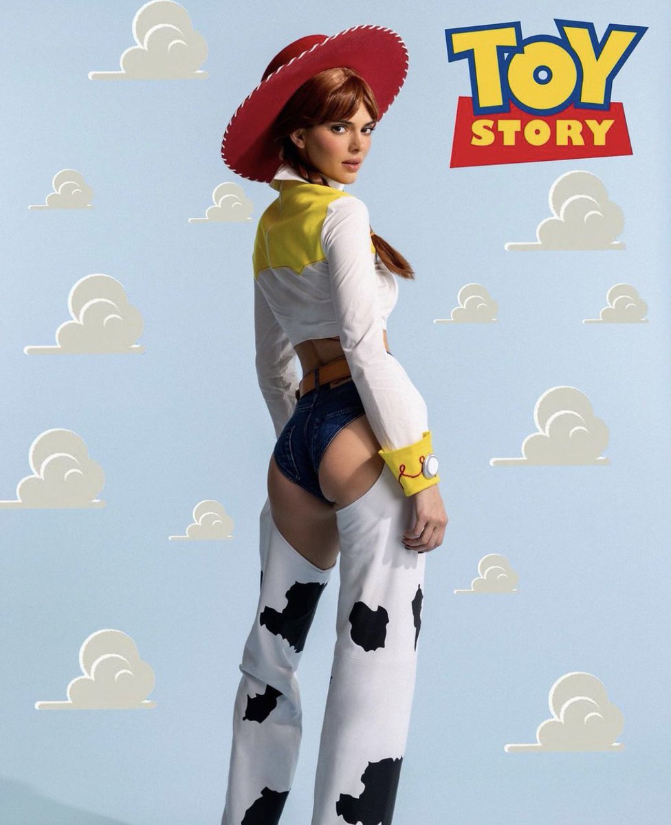 Snaptrox tweet media