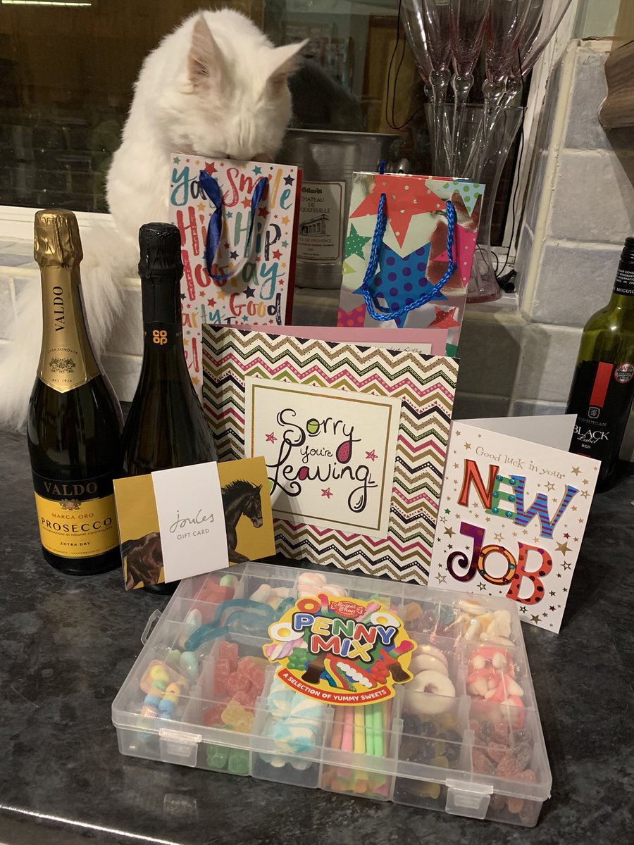 cj_pompey's tweet photo. Feeling a bit emotional π₯Ή I hope Iβm doing the right thing π«€π€·π»ββοΈ Bring on the new job in the morning! #byebyeeaton #hellotelecoms #timeforachange https://t.co/P78xMpQZzw