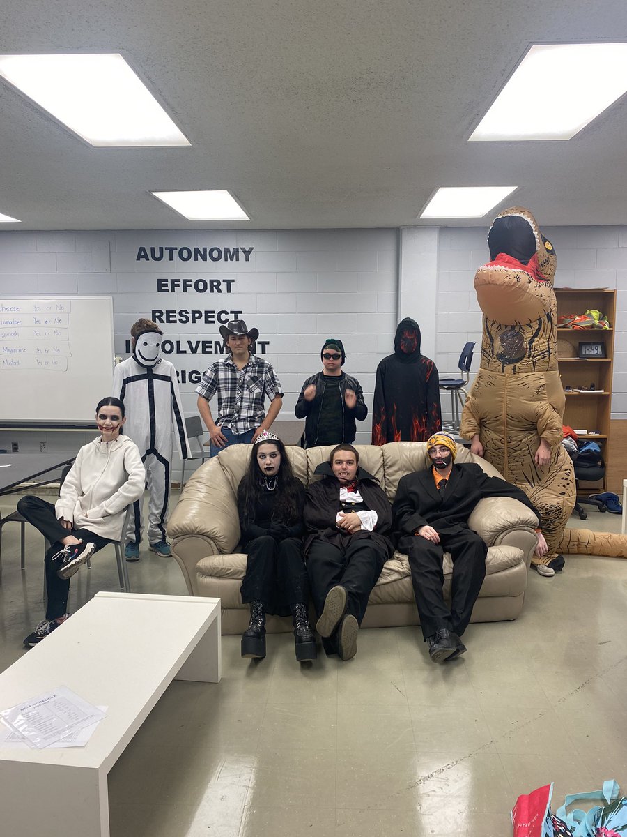 Cferhrhs's tweet photo. Happy Halloween from CFER Heritage. Stay safe tonight. https://t.co/DXPkaHfToi