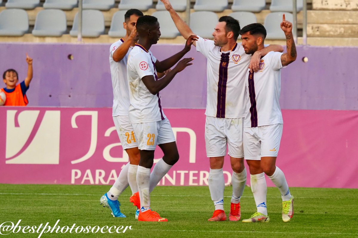 bestphotosoccer's tweet photo. El Real Jaén impone su pegada en la Victoria.
@RealJaenCF
| 5-1 |
@CDTorreperogil
📷 @bestphotosoccer
📰 @ideal_jaen
✍️ @joseantguti
#HalaJaén
#SentimientoCentenario #rjcf1922 #bestphotosoccer #sportphotography #sports #olympus #football #soccer #jaen https://t.co/FzUCkuasTF