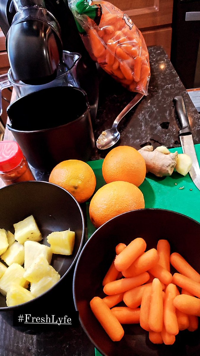 MLeek85's tweet photo. Fresh juice. Delicious. https://t.co/2BAsqQ0sYc