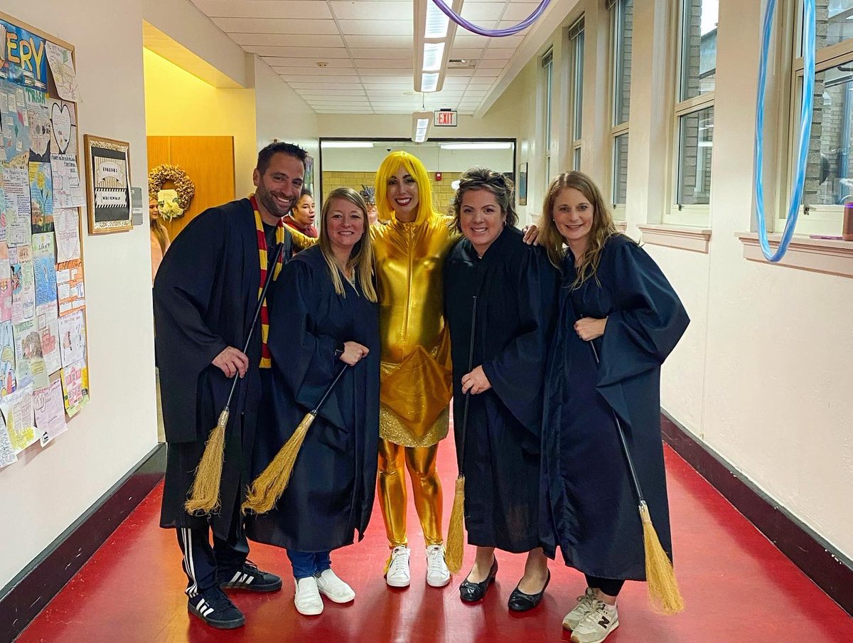 ArianaNewman82's tweet photo. We got the golden snitch! ✨🧹 It’s @foltzlish’s Halloween &amp; we’re just living in it! 🤩 https://t.co/maWzNtFHj9