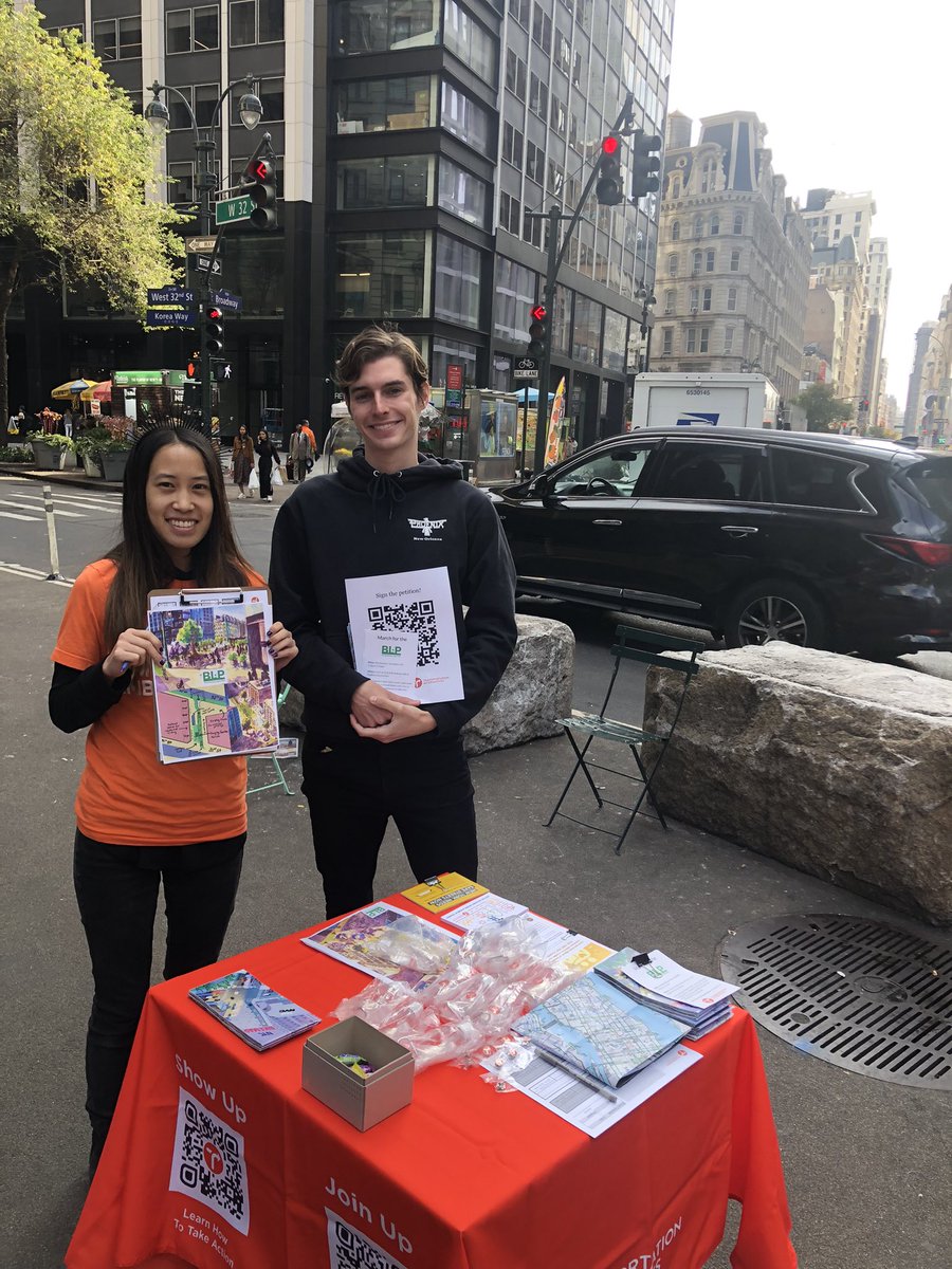 BwayLinearPark's tweet photo. Out getting signatures for our BLiP petition with a crew of @TransAlt field ambassadors! We’re showing there’s nothing spooky about a linear park! https://t.co/3iwHc8Jgcs