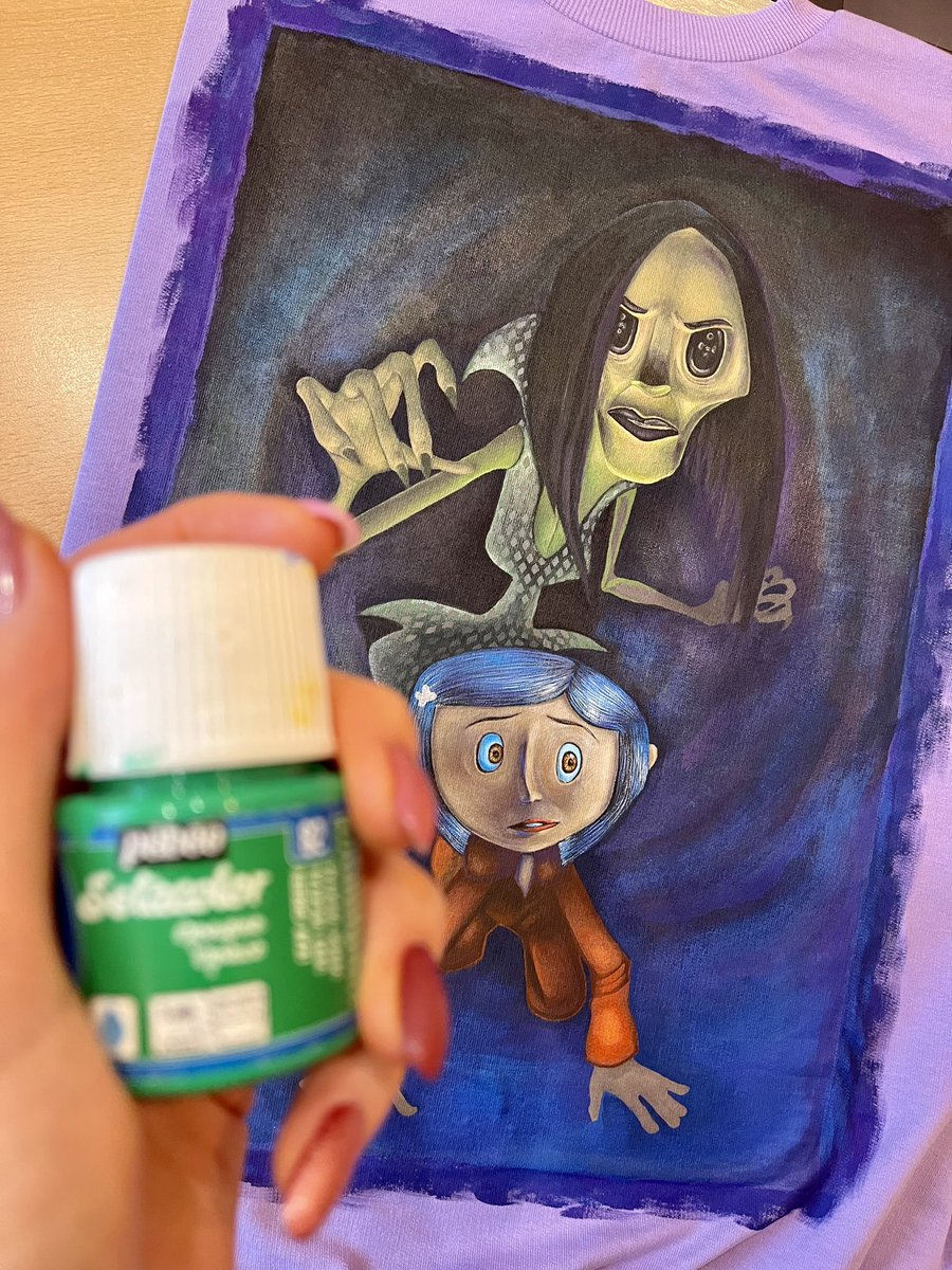 AsyaBere's tweet photo. Happy Halloween!🎃

I finish painting. Scene from «Coraline». You like?😉

#Hallowen #painting #artwork #art #artist https://t.co/5i1o76nQMU