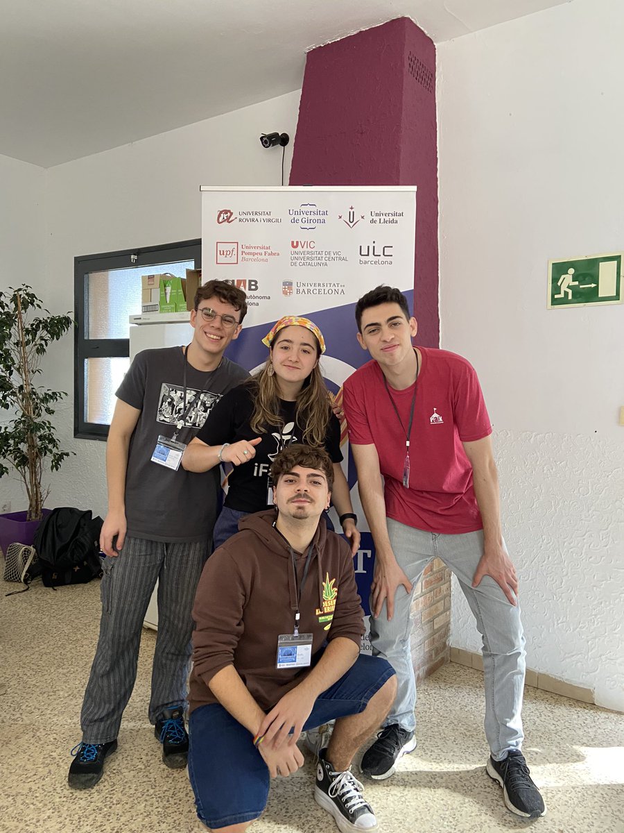 AEMUdG's tweet photo. Gràcies als representants de la @UdGMedicina i al Comité Organitzador per la gran feina feta. Aquestes jornades no haurien sigut possibles sense vosaltres!! Agraïm la col·laboració de @COMGirona @SanJoan @MutualMedica @GalletasQuely @Condislife @BimboEsp https://t.co/cBr3XcztiC