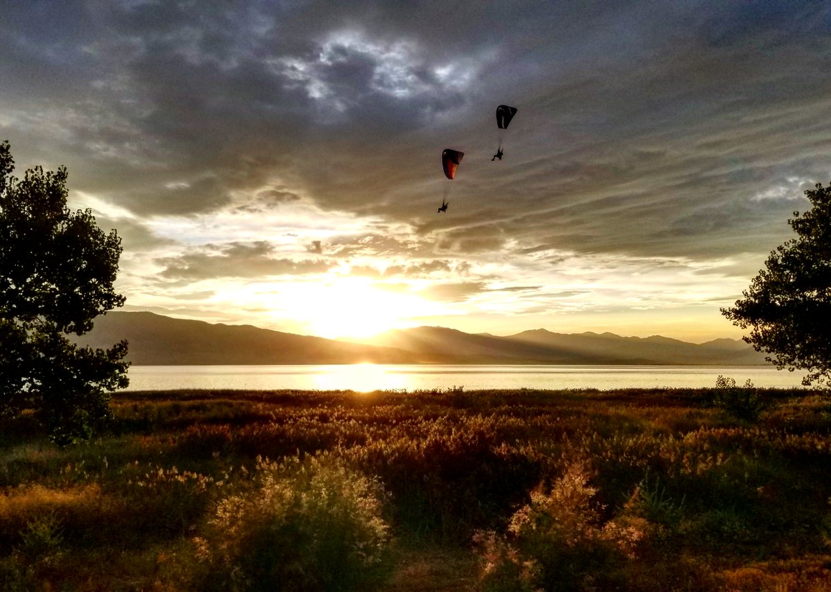 thermokarst's tweet photo. A pleasure as always talking with @D2KSL about Utah Lake this morning.

One correction for Dave tho...

Utah Lake is not gross. 

Can ya'll help me correct this common misconception by sharing your favorite pics of the lake? A few to start:

@UtahLake4Real @UtahLake  @KSLcom https://t.co/Tg4M0zDO0T