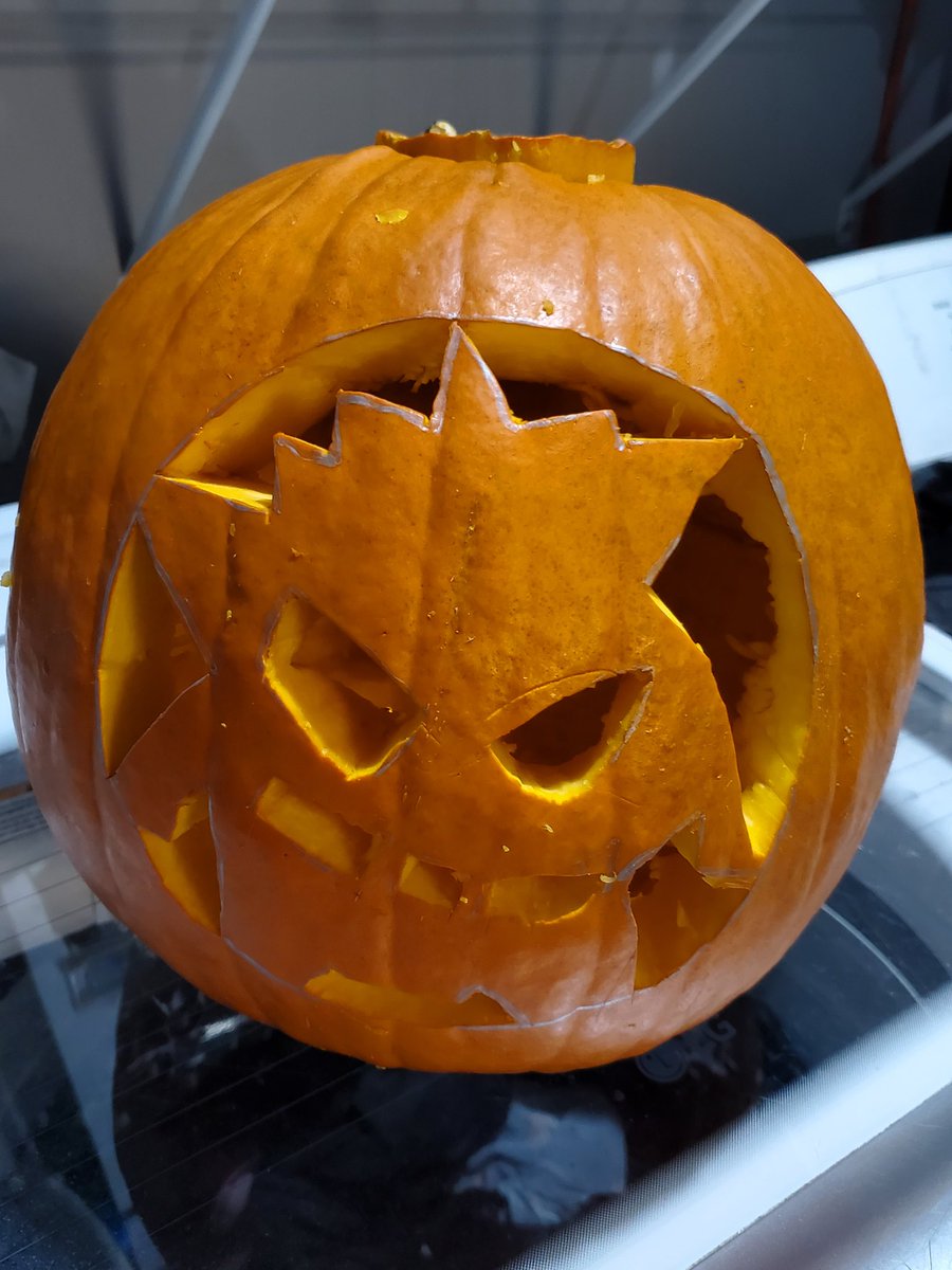 CruzDoesStuff's tweet photo. @AirDropCrates #Getdropped also kinda deflated because I made it a few days ago 😆 https://t.co/4mQJ3OBTG3