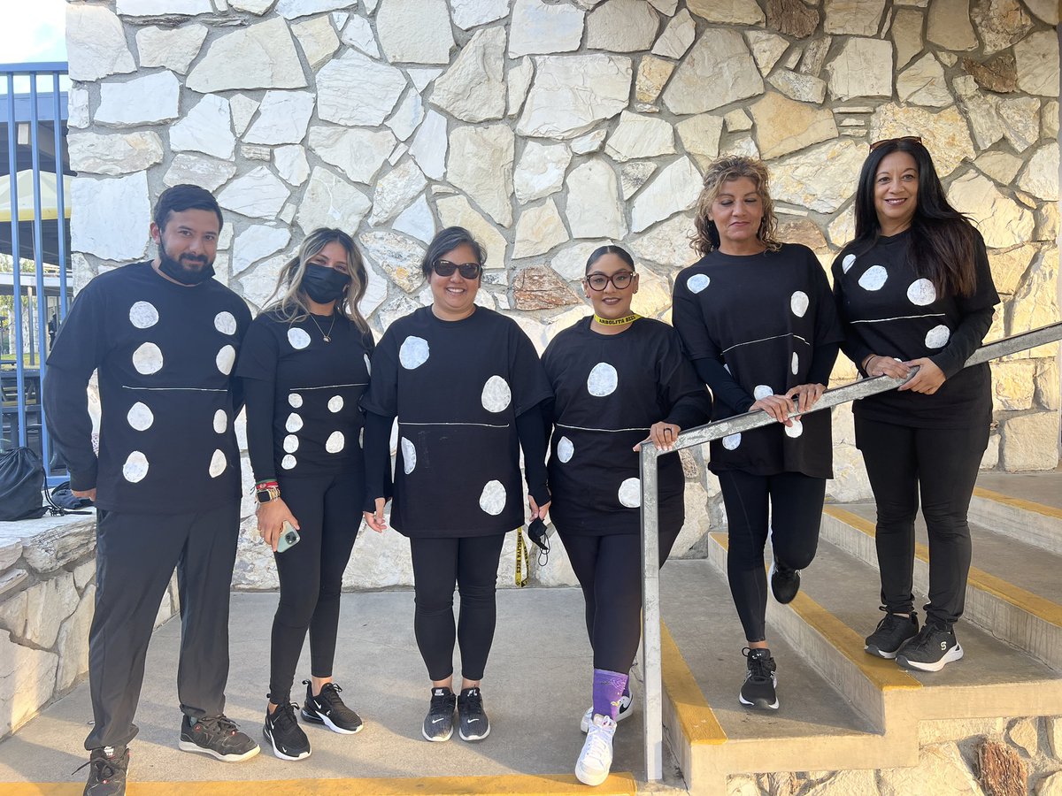 Arbolita VAPA Academy Bees tweet media