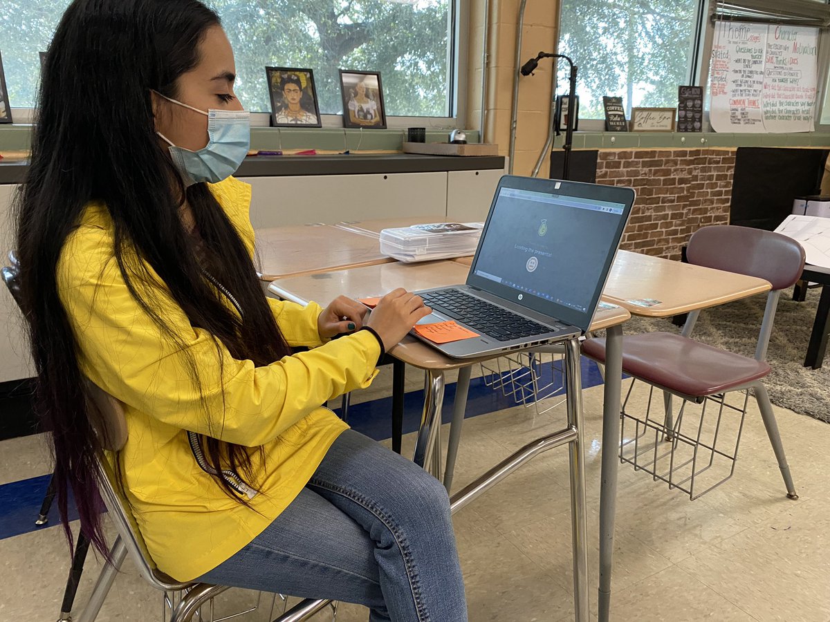 We have a new <a href="/PearDeck/">Pear Deck Learning</a> believer at <a href="/Fonville_MS/">Fonville Middle School</a>! 7th Grade ELAR Teacher, Ms. Garcia, is all in for using Pear Deck in the classroom and engaging our kids on their <a href="/dpvils/">Verizon Innovative Learning Schools</a> Chromebooks. Can’t wait to show more soon. 📣🙏🤓