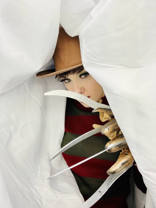 talk about a wet dream 💤🩸 https://t.co/oIIbRyL8bY<a href="/tag/newprofilepic"class="tags"><span>#newprofilepic</span></a>