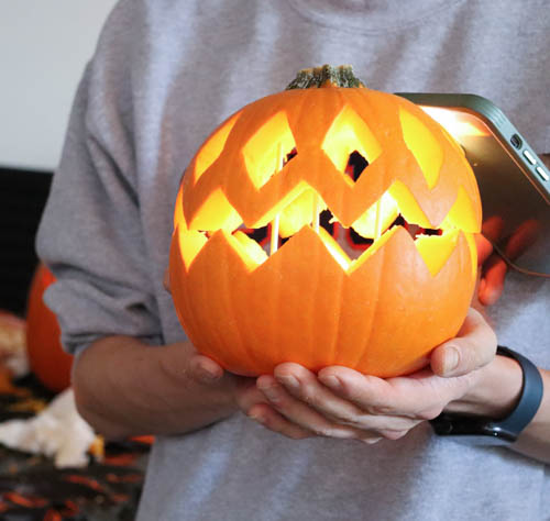 SArchitectsATL's tweet photo. What happens when you get a team of architects to carve pumpkins? 
Well... you get a lot of really good pumpkins and a lot of laughs. Our team had such a good time being able to enjoy each others company and do what they do best... CREATE. 
Happy Halloween from @SArchitectsATL 👻 https://t.co/jTvfuLBML9