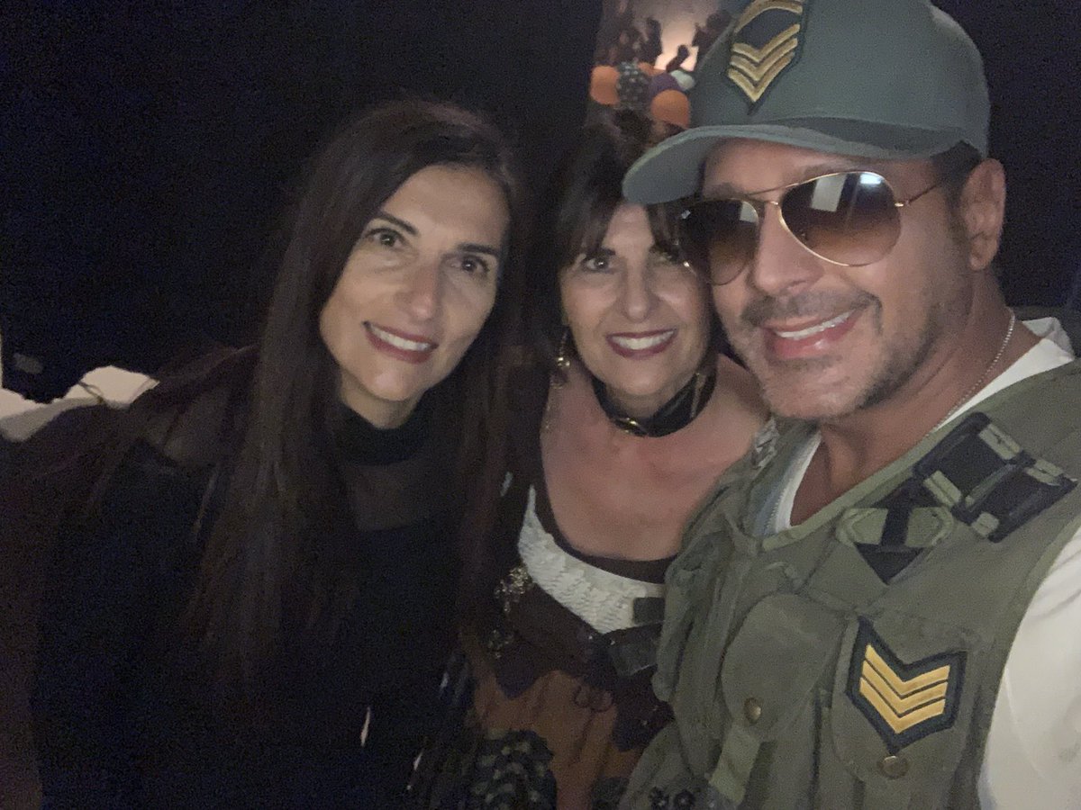 CMS_ycdsb's tweet photo. Look who popped in at our Monster Ball. Joee is in the house! Looking forward to his set. Thank you DJ Zucca. ⁦@TheresaMcnicol1⁩ @YCDSB https://t.co/EQmk900jMj