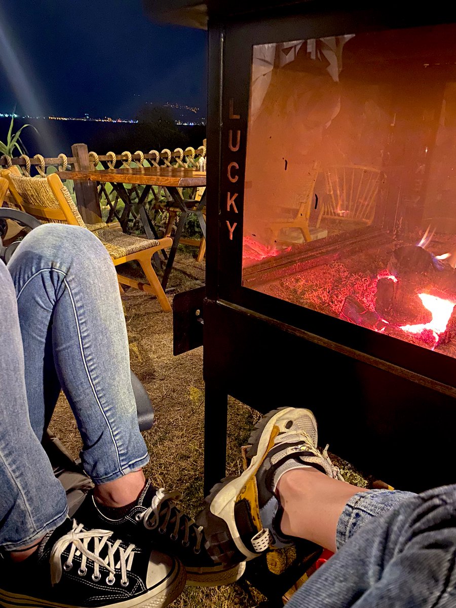 Hayatımı güzelleştiren şeyler
 -KARIM(2 numara)