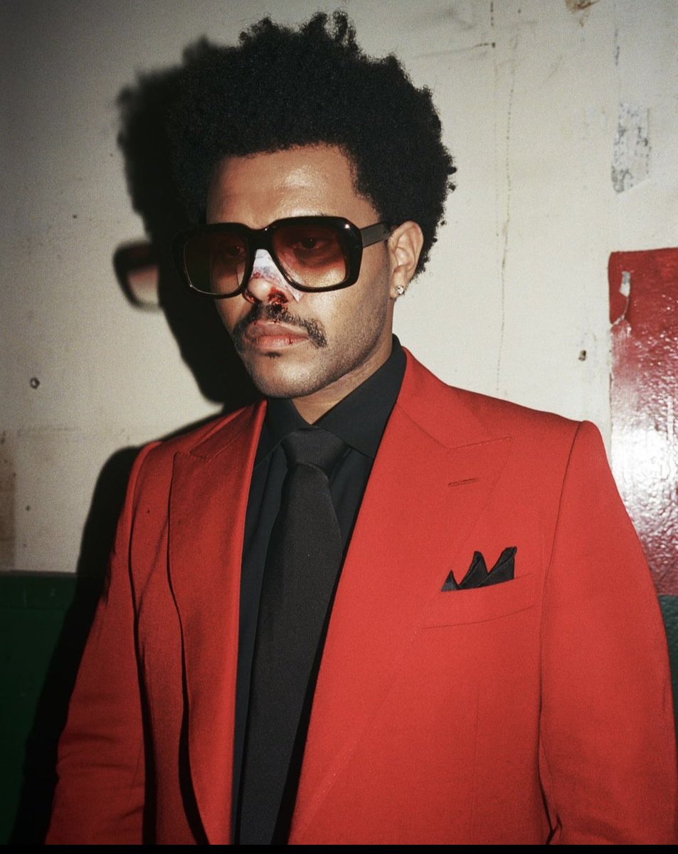 XotilweOvO_'s tweet photo. my heart belongs to you. xo @theweeknd #halloweeknd https://t.co/5qgWqhb84t
