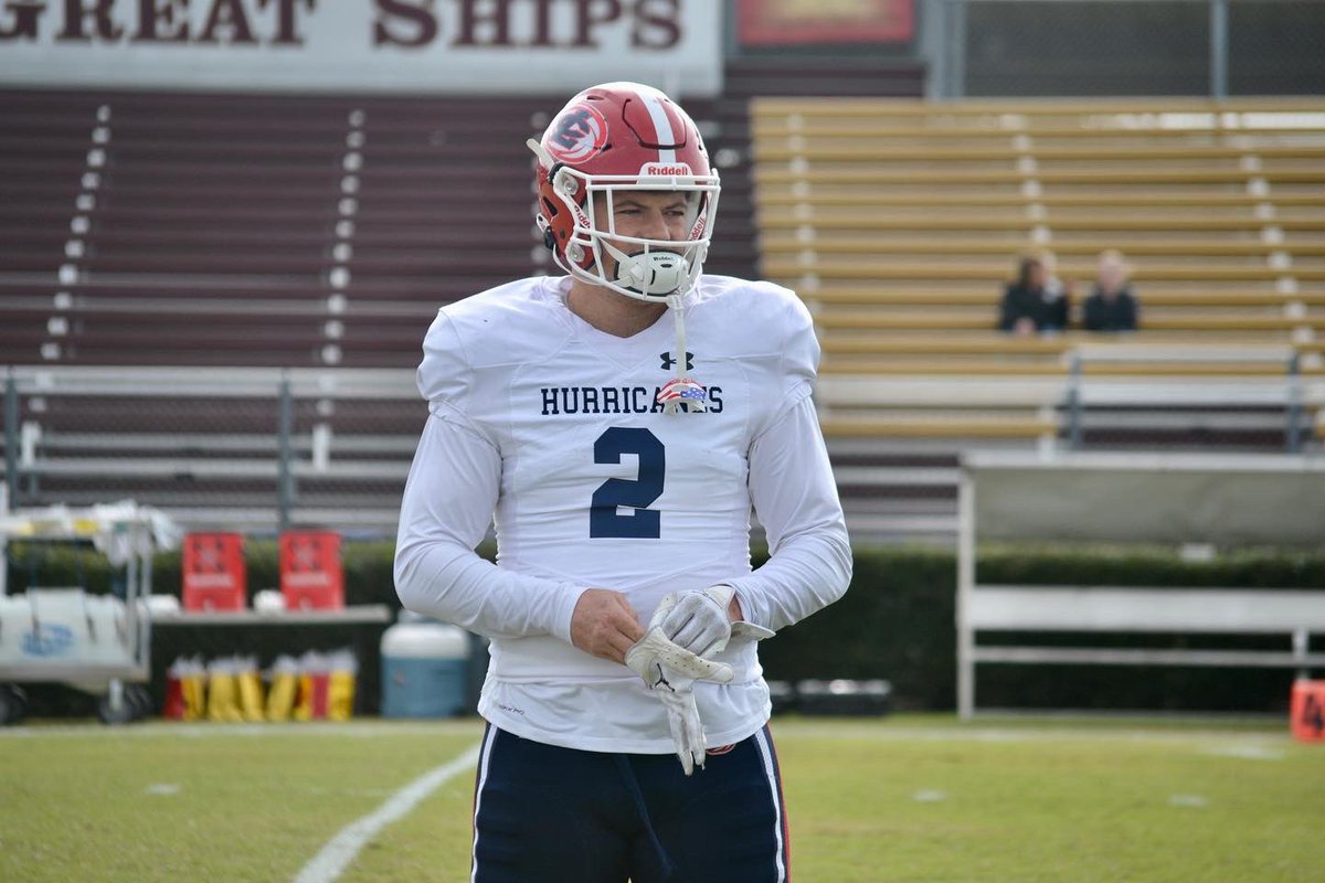 Jiddle002's tweet photo. Jake Riddle TE 6’3 225 🇺🇸 @Louisburg_FB @Coach_QSpellman @Real_CoachHall @CaneCoachHodges #JucoProduct #SemperFi https://t.co/fDP1mdLaDX https://t.co/yEX5ra3vjj