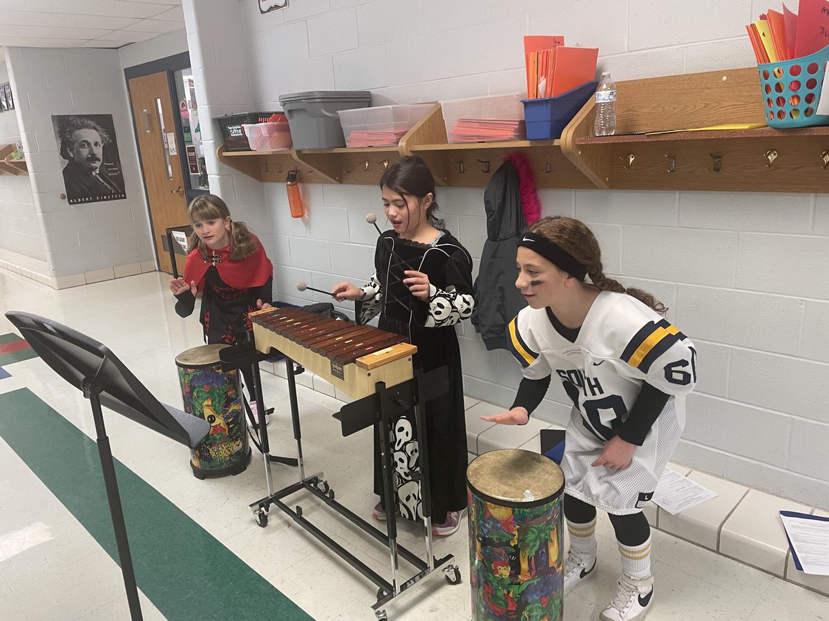 Kate Ellison tweet media