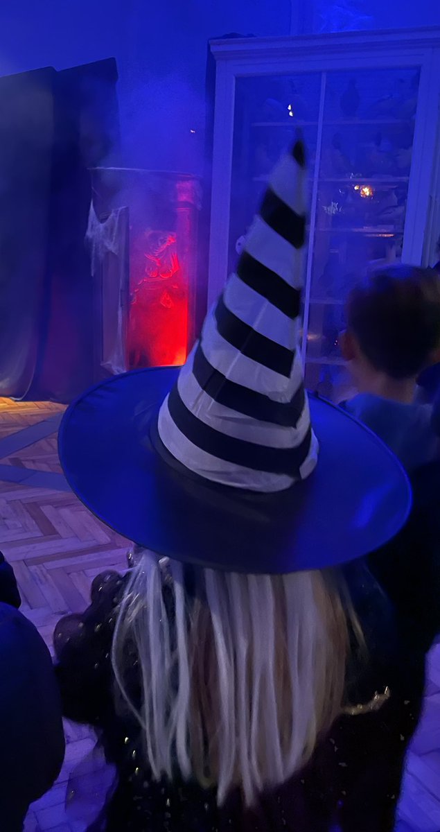 🕸🎃 Nocturne #hallowen au <a href="/MHNLille/">Muséum de Lille</a>. 🧙🎃
🕷Ambiance🕷sorcières🕷squelettes 🕷et 🕷fantômes 🕷garantie !🕷🕸