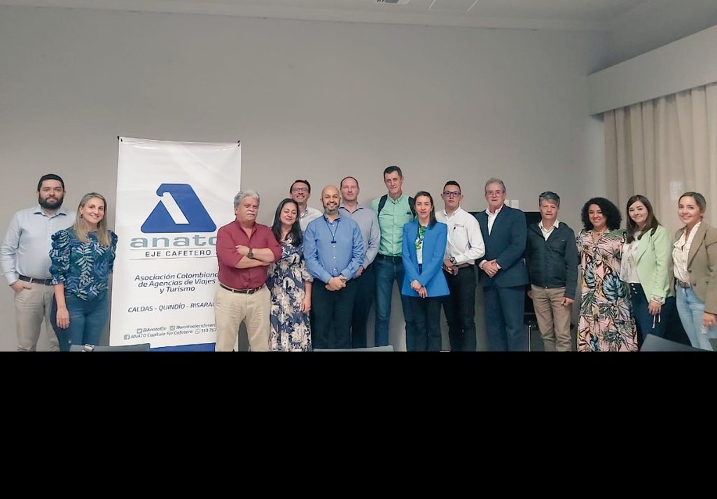 edosanchez77's tweet photo. Reunión con junta directiva de @AnatoEje y autoridades de turismo de la región cafetera para compartir planes y apuestas de cara al 2023. Alianzas estratégicas que continúan potenciando nuestro destino para mercados internacionales. @g_salcedo_r @majosila @PROCOLOMBIACO https://t.co/wjbfNUNTsn