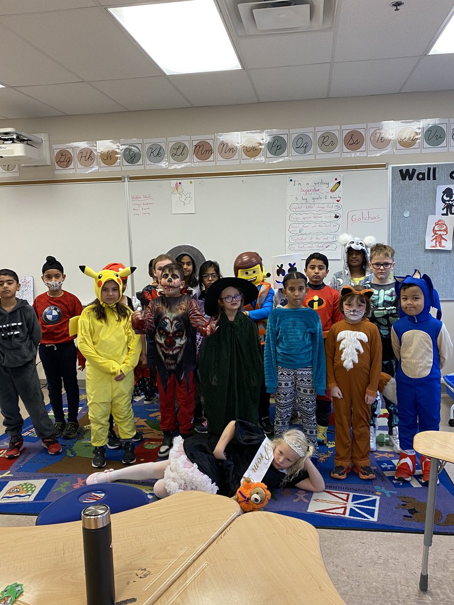 Happy Halloween 🎃 these are our serious faces 🧐