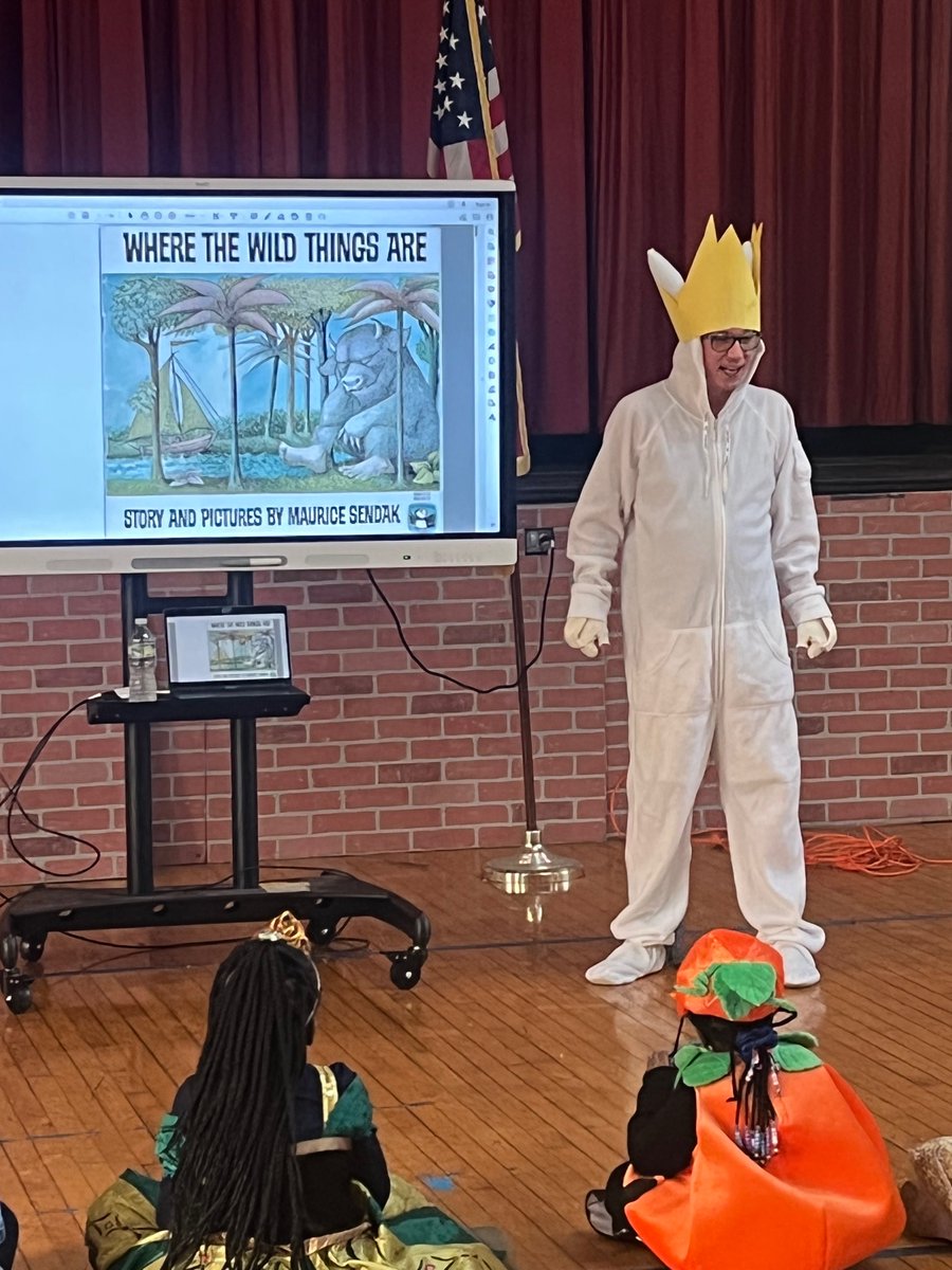 MurraySFABX's tweet photo. Keeping to tradition, Mr. Silva read Kindergarten “Where the Wild Things Are.”  #bestprincipalever #happyhalloween2022 #kindergarten #wherethewildthingsare https://t.co/70yiOmzrE2