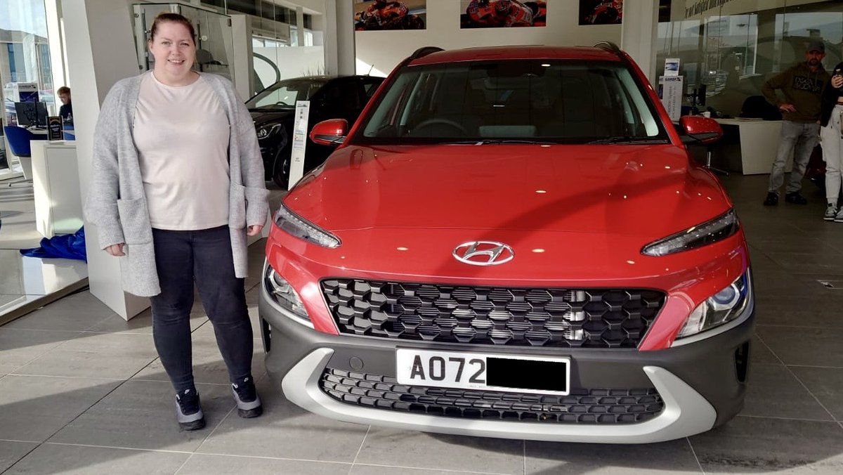 LingsMotorGroup's tweet photo. This weekend we had 3 lovely ladies pick up their new Hyundai’s! 🎉

We hope you’re all enjoying your new cars! 🚙

Could you be picking yours up next? 👀

📞 01502 537444
💻 https://t.co/v0I2tx9Xu0

#lingsmotorgroup #lingshyundai #lowestoft #suffolk #newcars https://t.co/L5g3TsIFkQ