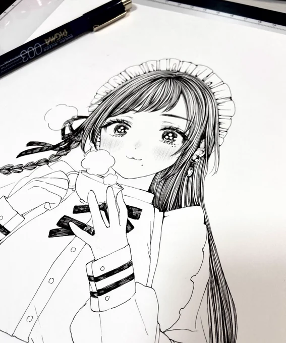 ご依頼のメイドちゃん描いてます○ 