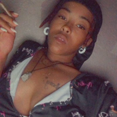 MidwestBruja's tweet photo. #NewProfilePic https://t.co/UZicPWiN5e