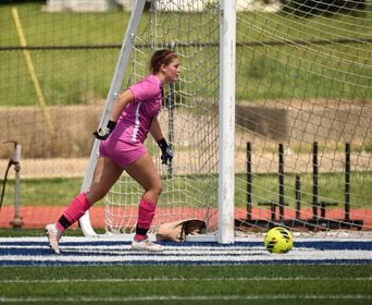 MillikinWSoccer's tweet photo. We have a Birthday today 🎉🎊🎉
Let’s all wish Myka a very Happy Birthday 🥳🥳🥳 https://t.co/Cv5uBgVlXA