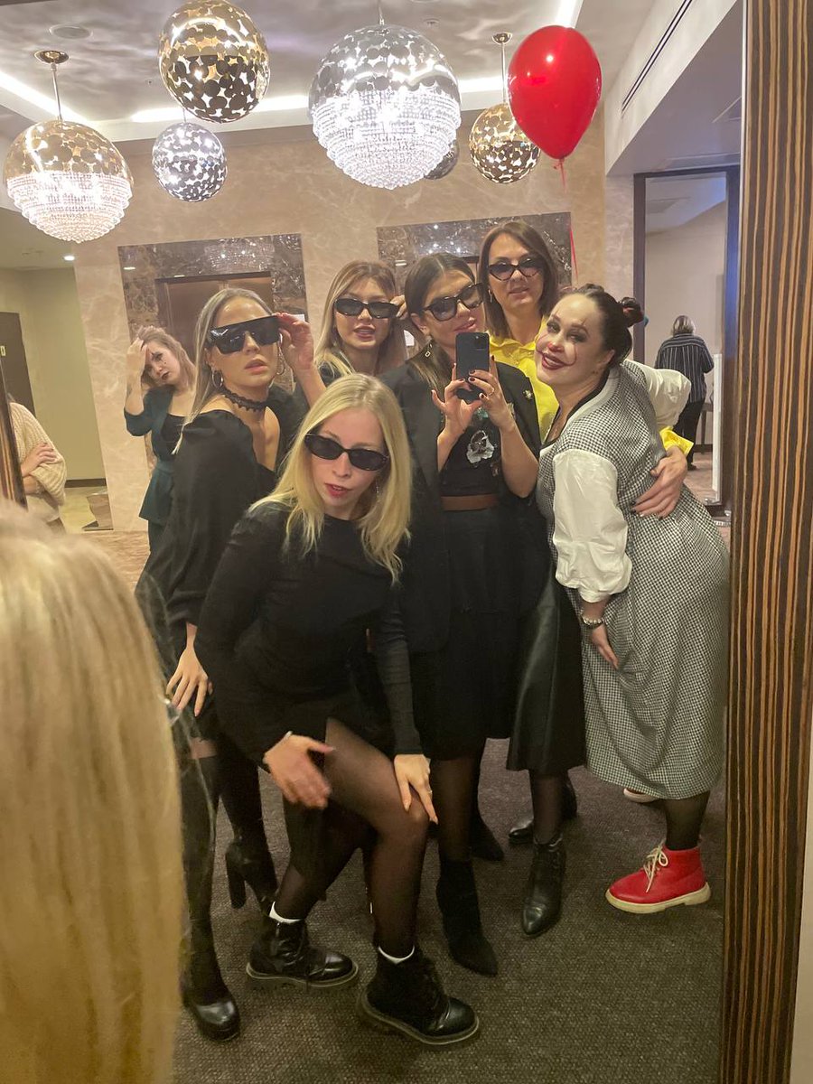 Лена Медведева 🍑💎 (@e_lena_medvedev) on Twitter photo 