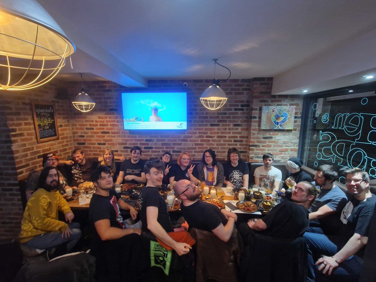 Coatsink's tweet photo. On Friday brave members of the team headed to @hen_hops for the Hotwings Gauntlet: 8-10 wings each getting hotter than the next until completion or forfeit ☠🌶🔥🧯

It looks like a lot of fun was had and as everyone is at work today, everyone survived! https://t.co/TcYar3HOMT