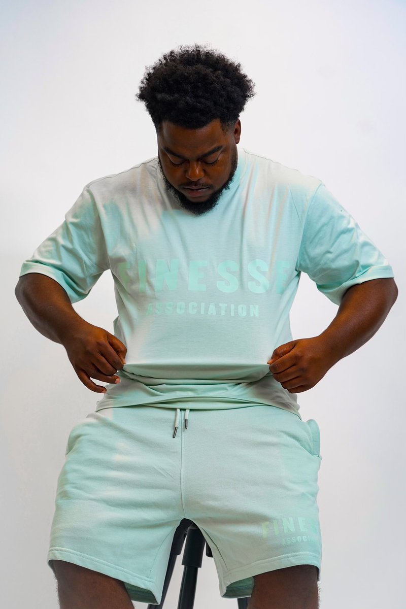 FinesseAssoc_'s tweet photo. Founder &amp; C.E.O @1500_Doodi In The New FinesseAssociation Shorts Sets 🔥 #ShopTheFinesseWay https://t.co/bIuD5MB61W