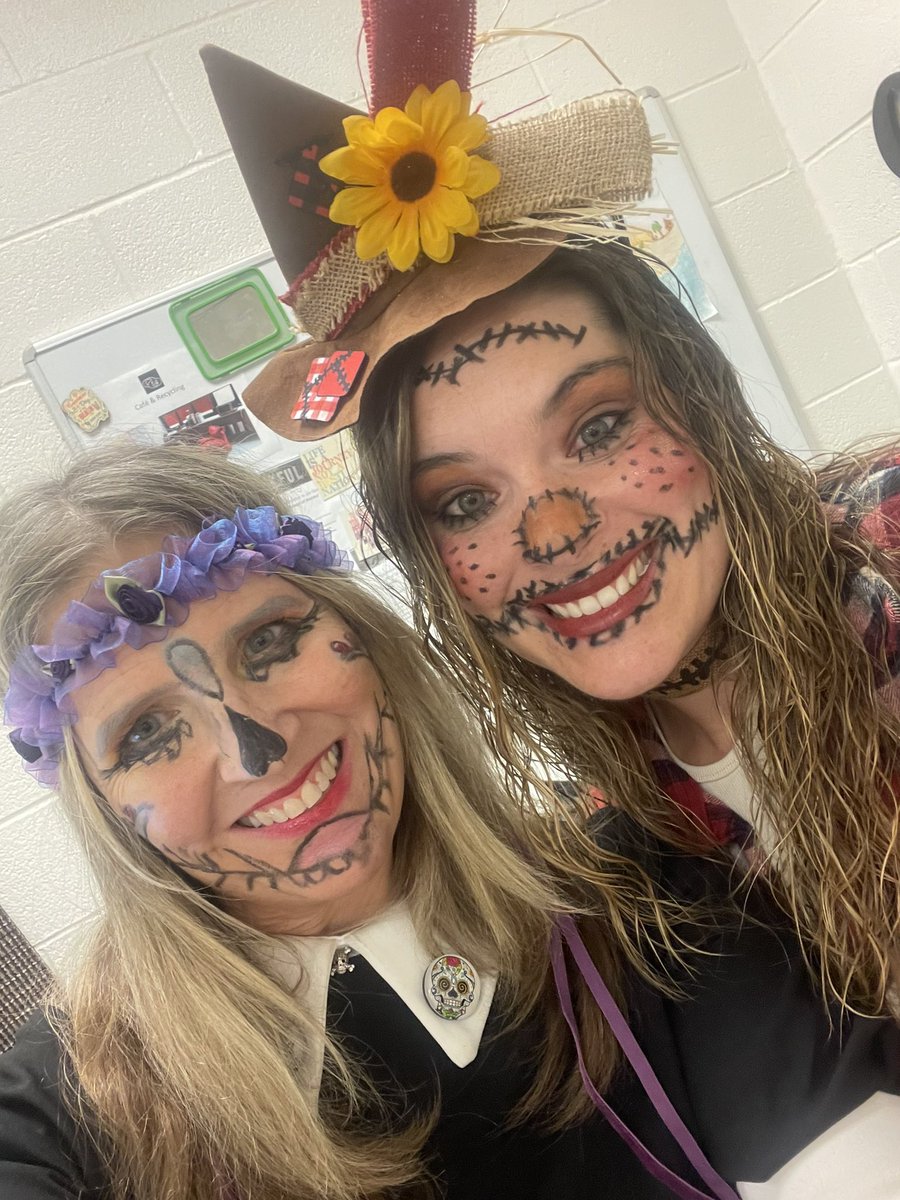 Spooktacular scare crow and calavera 💀🎃 <a href="/QOhsTST/">Mrs. Jamison, TST</a>