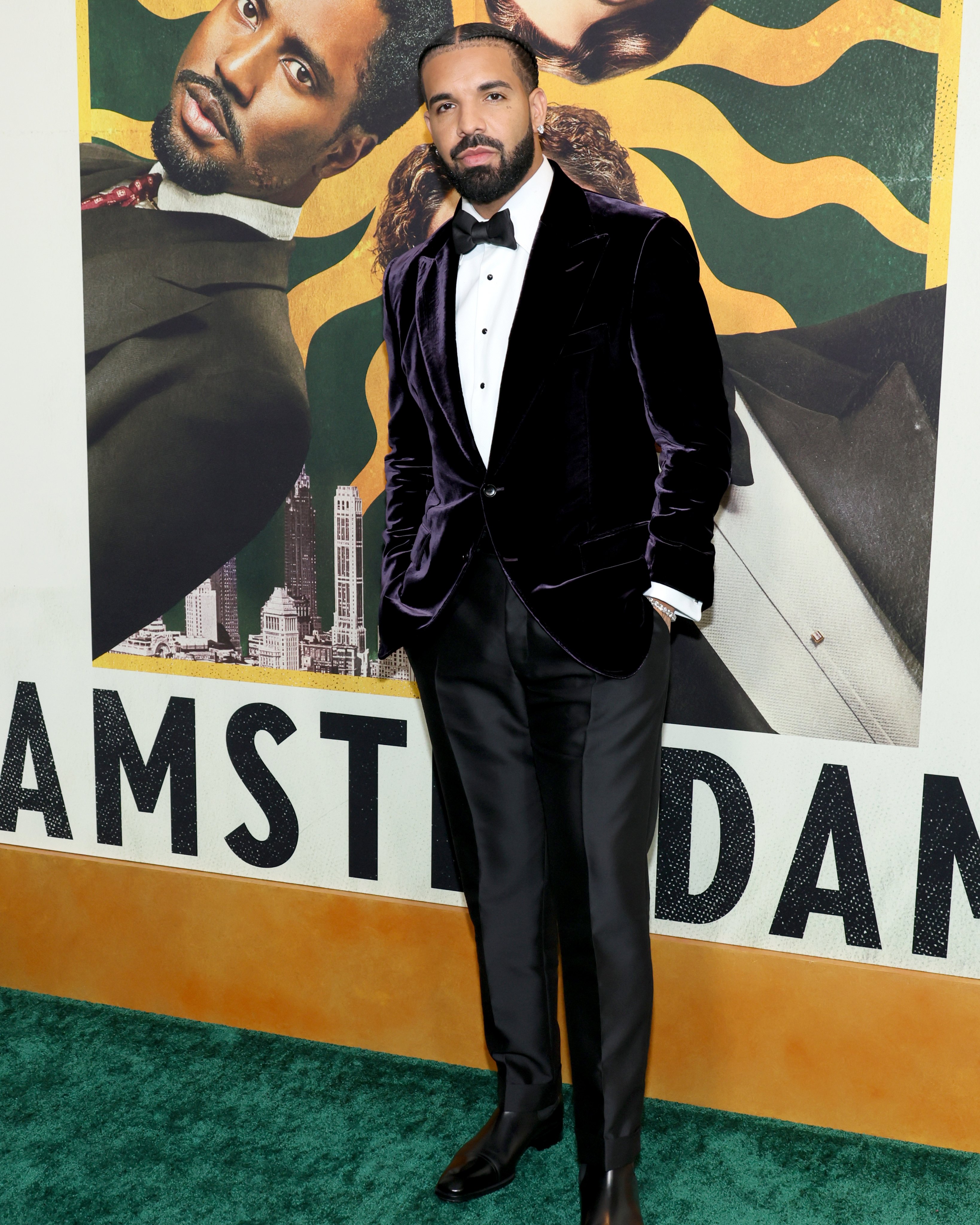 TOM FORD on Twitter: #TOMFORD TO THE WORLD PREMIERE OF #AMSTERDAMMOVIE IN NEW YORK. #TOMFORD https://t.co/aCvGJHpquY" Twitter