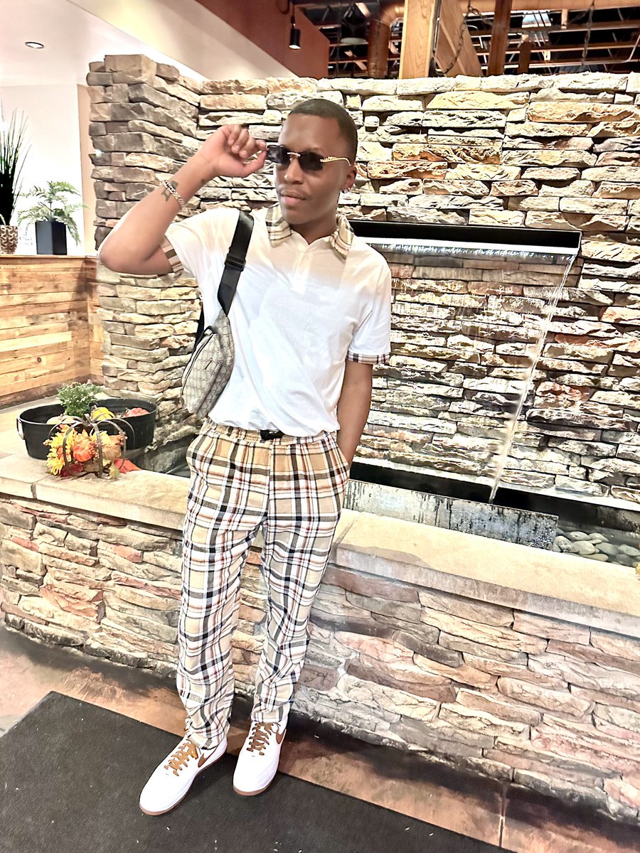 talkswithtrell's tweet photo. If they said they ever checked me, I swear they meant MY PAGE!

#HappyBirthday #Twenty8 #BirthdayDinner #ScorpioSeason #Birthday #viral #NewEra #NewChapter #OctobersVeryOwn https://t.co/kNjuHIv2Na