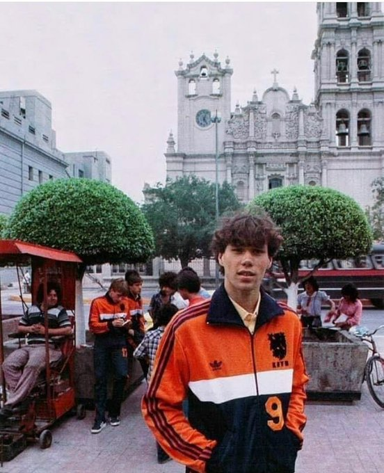  Happy birthday,  Marco Van Basten! 