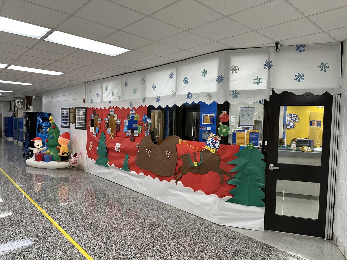 This year for Halloween, the Jefferson office did Santa and the Elves. As an added bonus, the office deco will now stay up until winter break. It’s a holiday BOGO. 😁👻🎃💀🎅🏼🎄