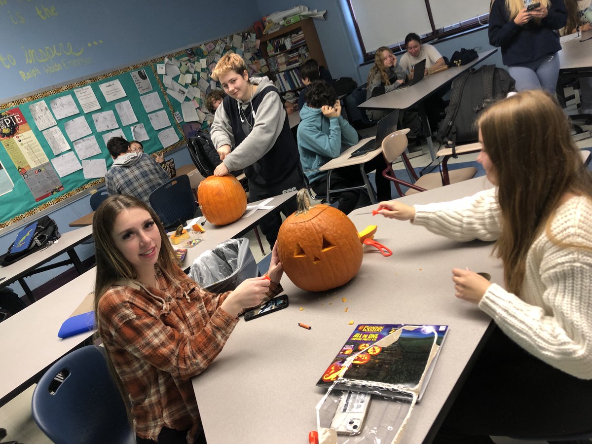 Angela Christina tweet media