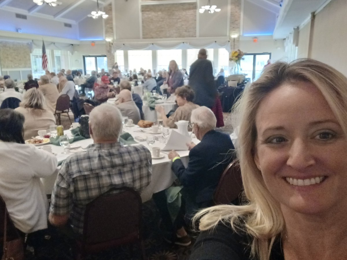 VoteTeresi's tweet photo. It's was great to be in Schaumburg Saturday! Illinoisans are fed up with the mismanagement of our state's finances and are ready for change! Vote for true financial experience on Tuesday Nov. 8th. https://t.co/lLDLS7gEqL
