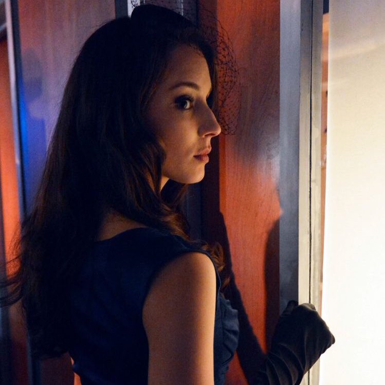 #SPENCERHASTINGS Happy Halloween !!  👻