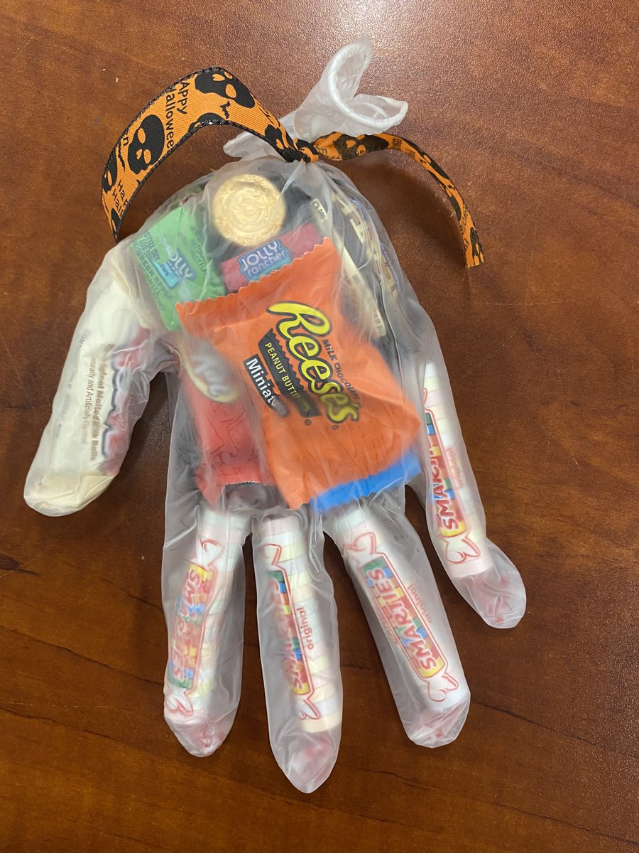 Looks like you could use a hand! Happy Halloween D6 MET! Have a SPOOKTACULAR Day! #Halloween