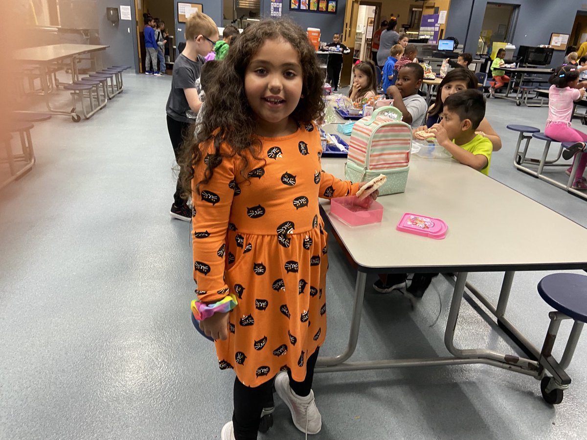 Happy Halloween! Day 58. We enjoyed special treats in lunch! ⁦<a href="/RobeyRockets/">Robey Elementary</a>⁩ #wearewayne